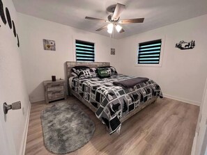 2 bedrooms, desk, free WiFi, bed sheets