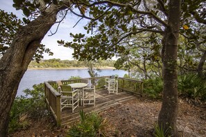 Outdoor dining -  Lake front, with Gulf View! 10 min walk to beach (Santa Rosa Beach)