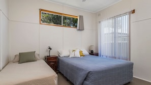 3 bedrooms, iron/ironing board, WiFi