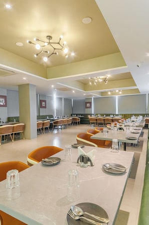 Restaurant - Republic Inn (Tirupati)