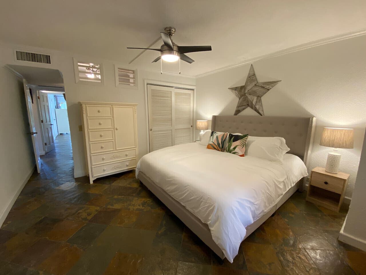 3 bedrooms, iron/ironing board, travel cot, free WiFi