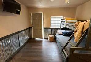 1 soverom, wi-fi og sengetøy