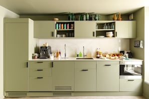Fridge, microwave, high chair - Frenchdoor Orléans Fernand (Orléans)