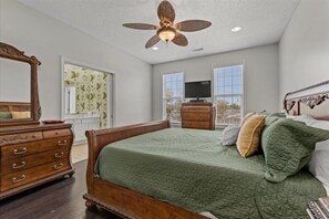 5 habitaciones, tabla de planchar con plancha y wifi gratis 
