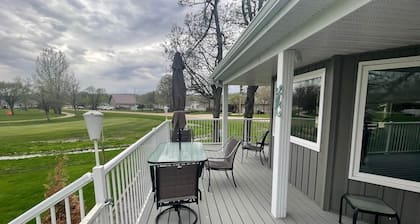 Pelican Lake Fish & Golf Get-Away, Beautiful Pleasant Valley Home
