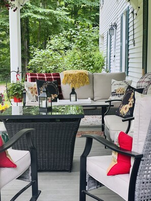 Terrace/patio - Pet friendly, Family Homestead 1 hr from the coast!  (Winthrop)