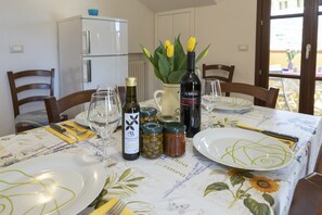 غرفة لتناول الطعام