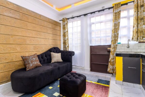 Living area - Spad House Furnished Apartment & Spa (Kikuyu)