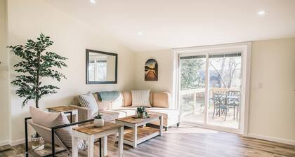 Kindred Spirits Retreat at Lake Marion - Pet Friendly Getaway Minutes from I-95!