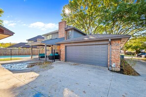 Exterior - 2414 Pecan (McKinney)