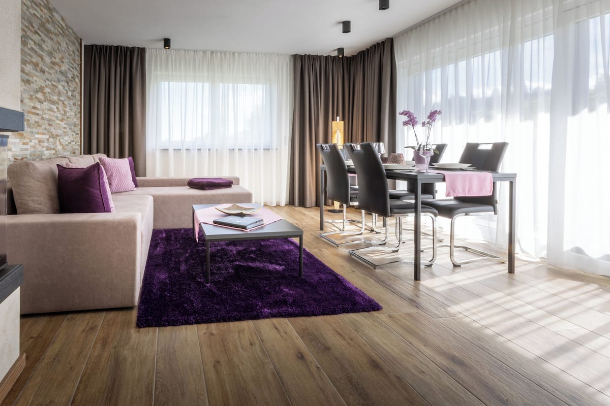 Duplex, 4 Bedrooms, Bathtub, Mountain View | Living area