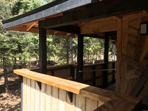 Exterior detail - Wild Pines Cabins (Eldon)