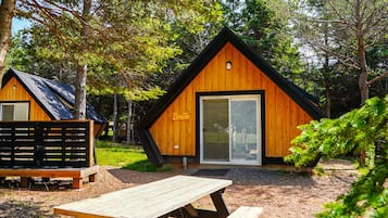 Pinette Cabin