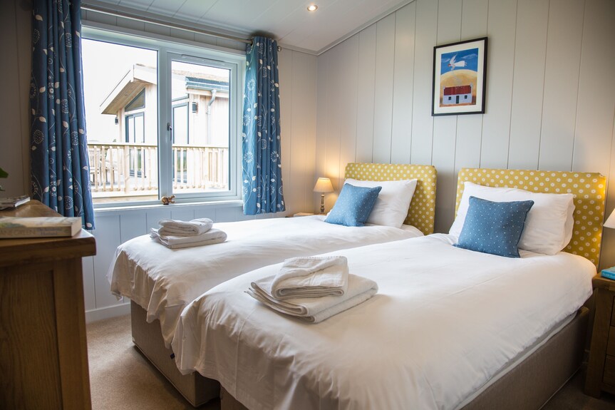 Frazer - A With Access Ramp That Sleeps 6 Guests In 3 Bedrooms - Cupar