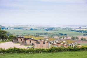 Exterior - Frazer -  a with access ramp that sleeps 6 guests  in 3 bedrooms (St Andrews)