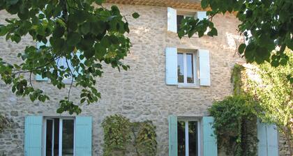 MAISON DE CHARME (18e siÚcle-Rénovation années 2000)