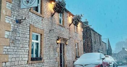 Cosy Apartment Above Village Pub