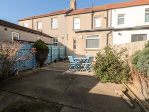 Exterior - 4 Percy Street (Morpeth)