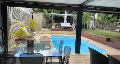 Logement trÚs agréable à vivre situé au centre de l'ßle.