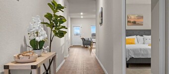 @ Marbella Lane - Amazing 4BR Lakeview Home