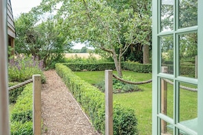 Property grounds - Pebble Lodge, Toad Hall, Wangford (Beccles)