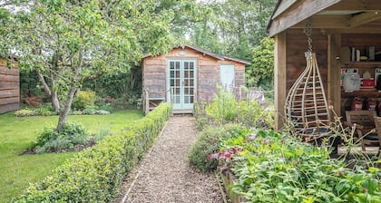 Pebble Lodge, Toad Hall, Wangford