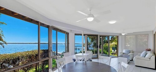 Sunset Lakehouse - Waterfront with Jetty