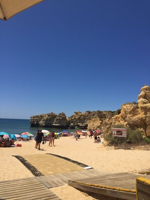 Sun-loungers