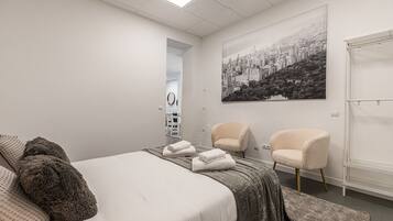 2 slaapkamers, een strijkplank/strijkijzer, gratis wifi