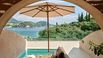 Superior Double Room | Premium bedding, pillowtop beds, free minibar items, in-room safe