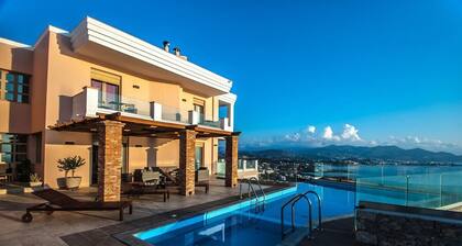 Endless View Villa close to the beach