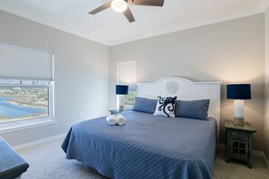 3 habitaciones, escritorio, tabla de planchar con plancha y wifi gratis 