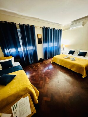 Hus – classic, 4 soverom | Skrivebord, skrivebord for bærbar PC, wi-fi (inkludert) og sengetøy