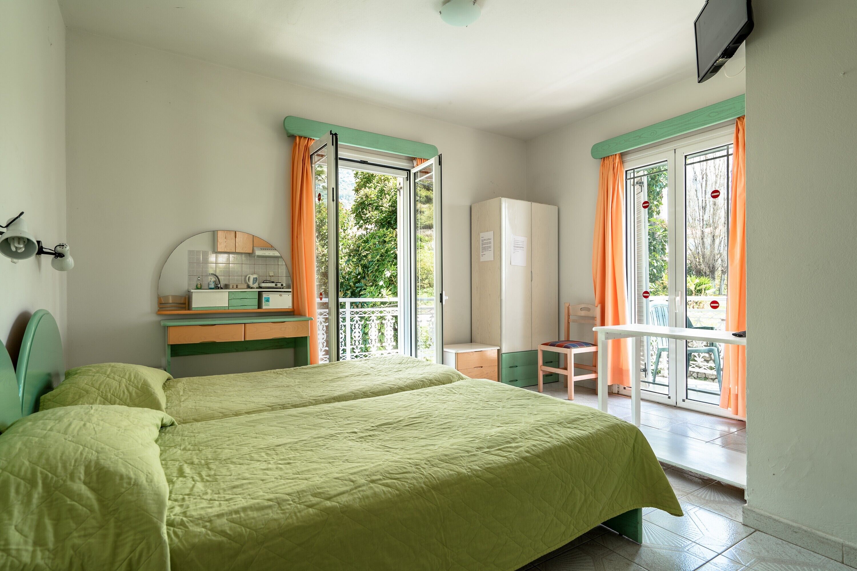1 bedroom, free WiFi, bed sheets