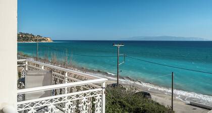 Angela Partial Sea View 2 Room with Sea View, Wi-Fi & Air Conditioning