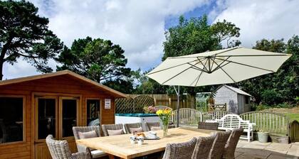 Hewas Water House with Pool, Hot Tub & Games Room