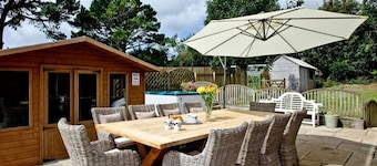 Hewas Water House with Pool, Hot Tub & Games Room