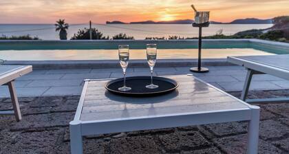 Villa 'Coral Bay' mit Meerblick, WLAN und Klimaanlage