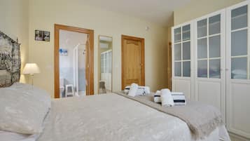 3 chambres, fer et planche Ă repasser, Wi-Fi gratuit, draps fournis