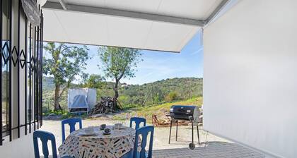 Villa "Casa Tibagota" avec vue sur les montagnes, Wi-Fi et piscine.