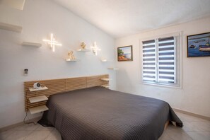 3 chambres, fer et planche Ă repasser, Wi-Fi gratuit, draps fournis