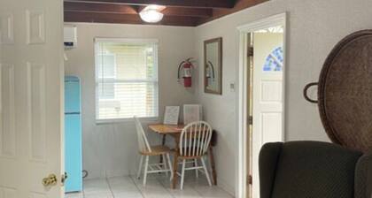 07) The Crane Cottage