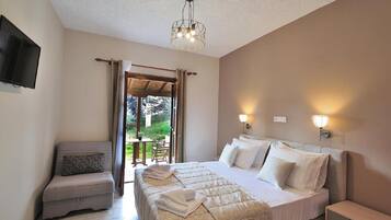 Cofres nos quartos, Wi-Fi de cortesia, roupa de cama