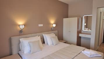 Quarto casal luxo | Cofres nos quartos, Wi-Fi de cortesia, roupa de cama