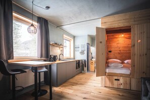 1 makuuhuone, vauvan matkasänky, Wi-Fi, vuodevaatteet