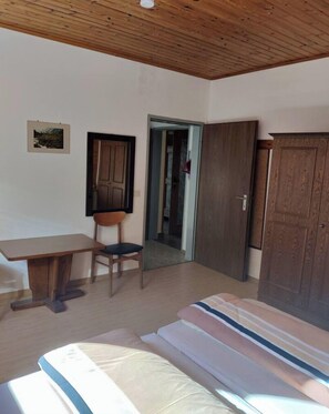 1 habitación, wifi y ropa de cama 