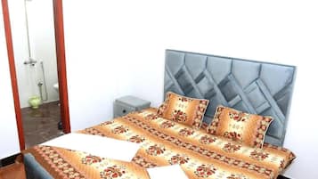 Deluxe Double Room | Free WiFi