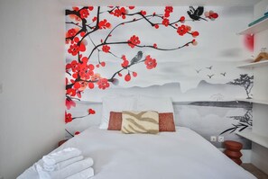 1 chambre, fer et planche à repasser, Wi-Fi, literie fournie