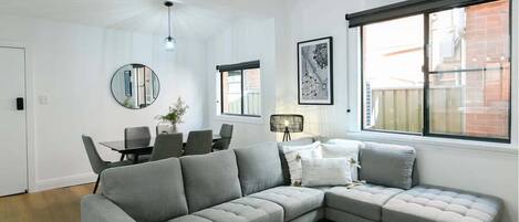 Televisión y oficina