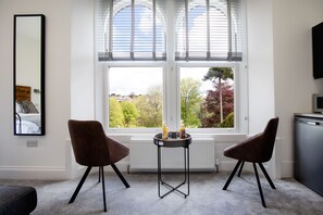 Room, Garden View (Room 5)